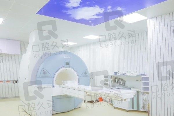 ​福州泰禾口腔门诊部检查室