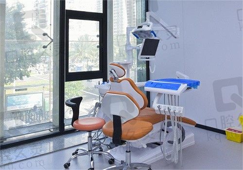 海口牙世家口腔医院诊疗室