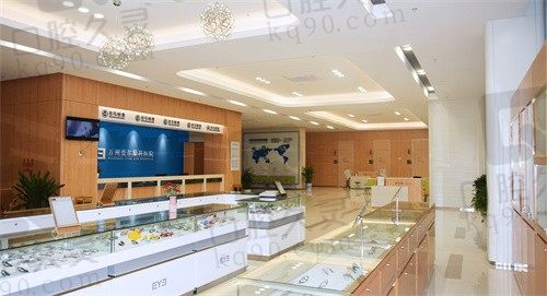 兰州普瑞眼科怎么样?从医生简介|项目价格|电话地址来分析