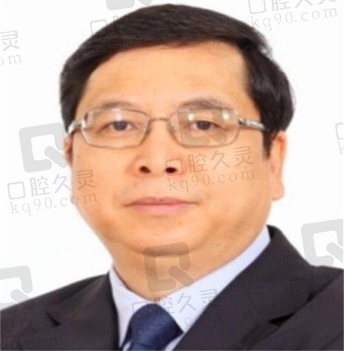 罗盛康隆胸技术好吗?个人简历显示罗盛康隆胸技术好价格4万+