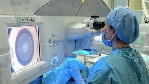 中山爱尔眼科医院王铮近视手术怎么样?经验多,值得信赖