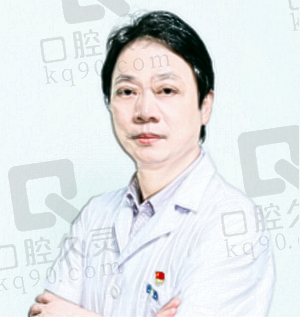 湖州爱尔眼科童峰峰医生怎么样?擅长近视矫正、白内障诊疗经验多