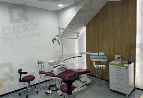 深圳同步齿科种植牙多少钱?2980元起价格美丽品牌多技术还靠谱