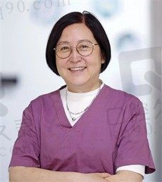厦门黎晓新医生眼科手术怎么样?个人简介、口碑案例全解析!