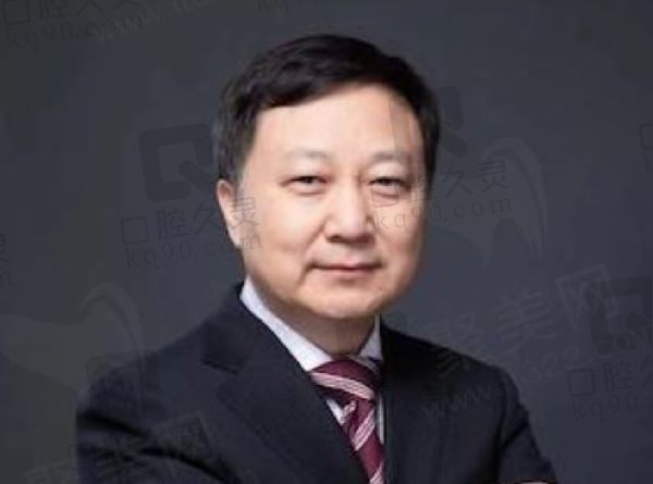 庞辰久坐诊时间有啦，固定坐诊于尖峰和美视美康比较好约