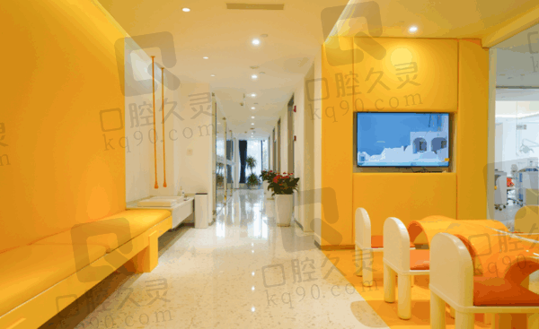南宁柏乐口腔医院拔智齿多少钱?300元起无疼痛拔牙顾客评价高
