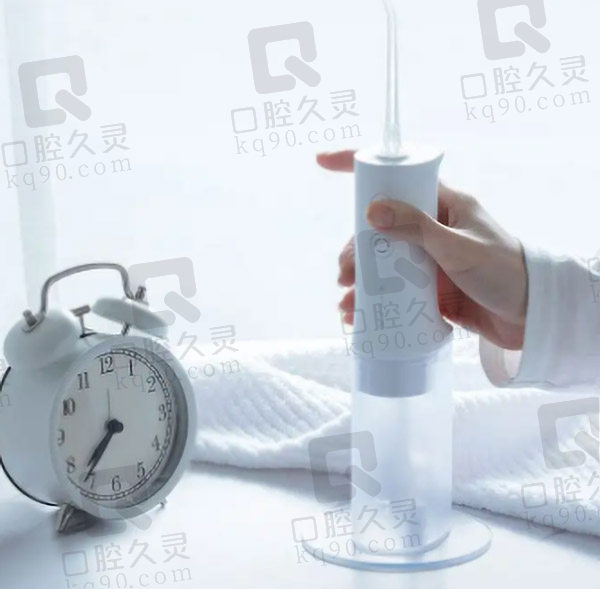 冲牙器