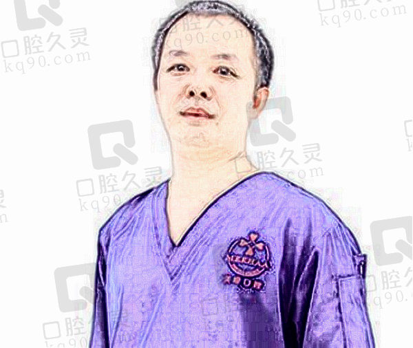 梁美德
