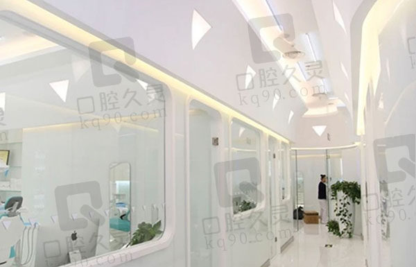 北京钛植口腔医院走廊
