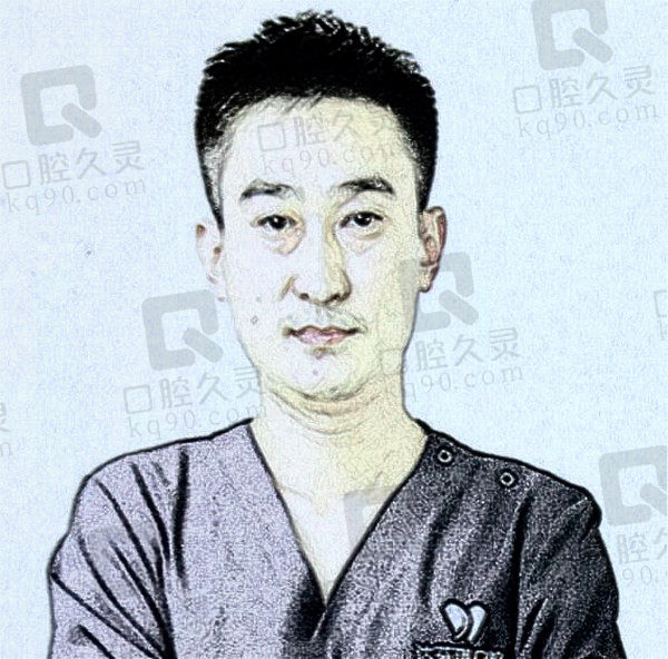 梁琪，达芬琪口腔创办人、院长