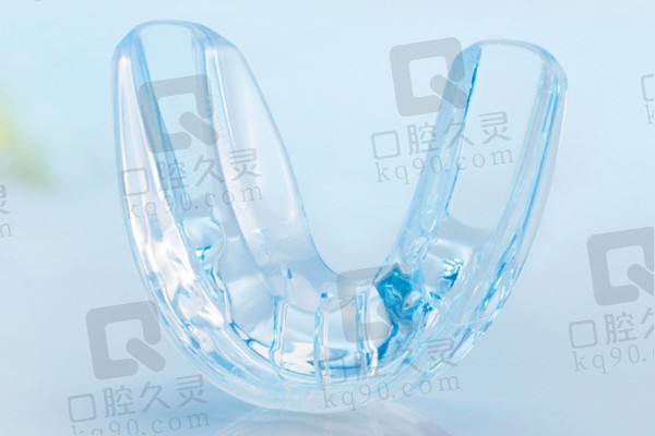 儿童罗慕矫正器