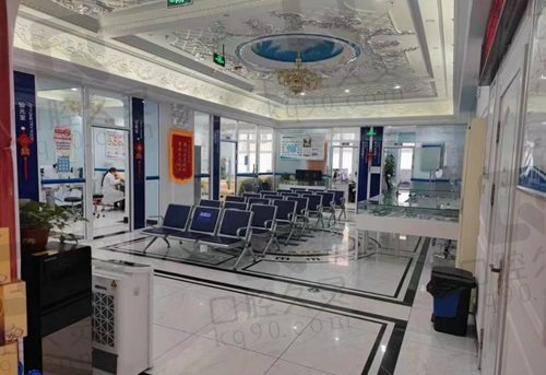 哈尔滨麦迪格眼科医院候诊区