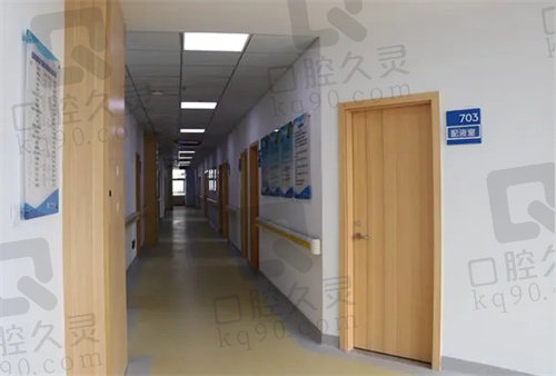 天津华厦眼科医院走廊