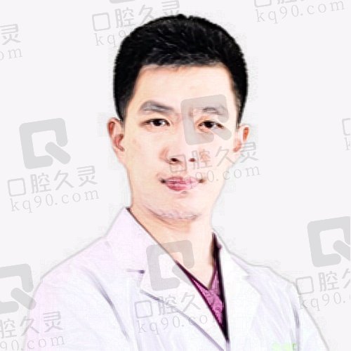 大连康贝佳口腔谭学举医生