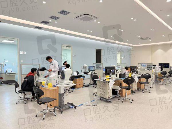 2025艾维眼科近视手术收费价目表