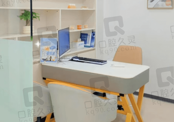 湛江赤坎卓 越口腔诊所医生介绍