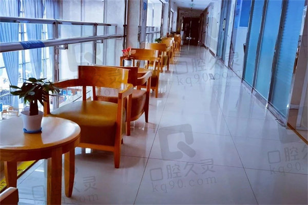 保定鹰华眼科叶子隆怎么预约？