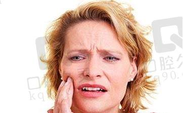 牙齿酸痛的原因是什么？该怎么办？