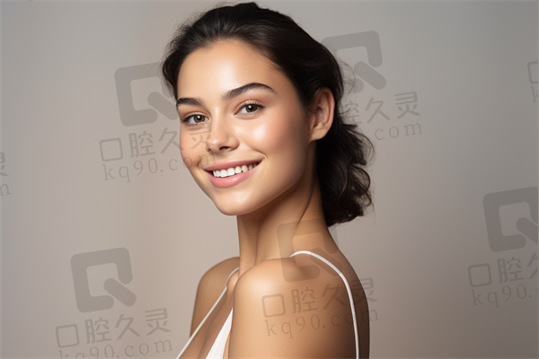 重慶美侖美奐董開云技術(shù)和口碑一網(wǎng)打盡,找董開云隆胸/做眼睛的感覺看