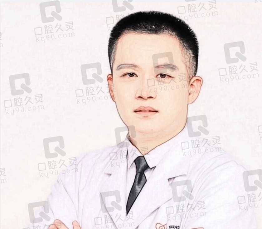 刘坤鹏