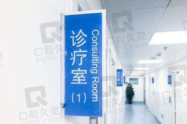 上海倪锋医生拉皮技术怎么样？显微外科功底成就「自然拉皮天花板」