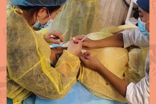 3、郑州美时美刻殷金金医生整形技术怎么样?